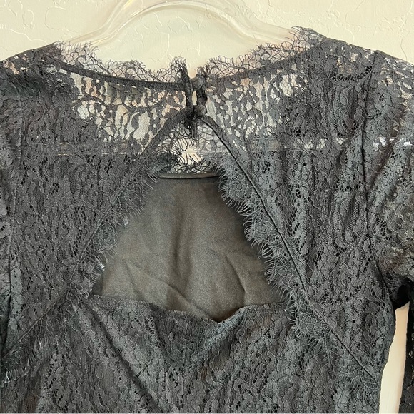 Joie Women's Nali Lace Romper Jumpsuit Cutout Back 3/4 Sleeve Black 4 - Picture 7 of 8